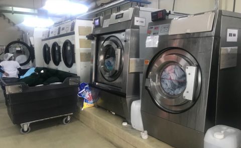 Dịch vụ giặt sấy lấy liền gần đây và giặt ủi công nghiệp