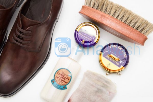 Bí quyết cách đánh xi giày bền lâu và sáng bóng tại nhà
